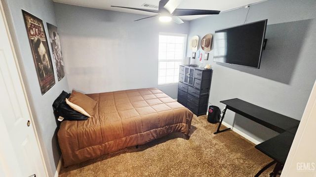 1018 Guadalupe Avenue, Bakersfield, CA 93307