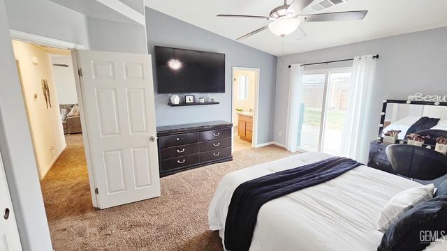 1018 Guadalupe Avenue, Bakersfield, CA 93307