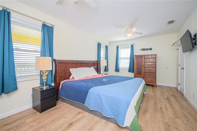 2023 S Kossuth St, Rockport, TX 78382