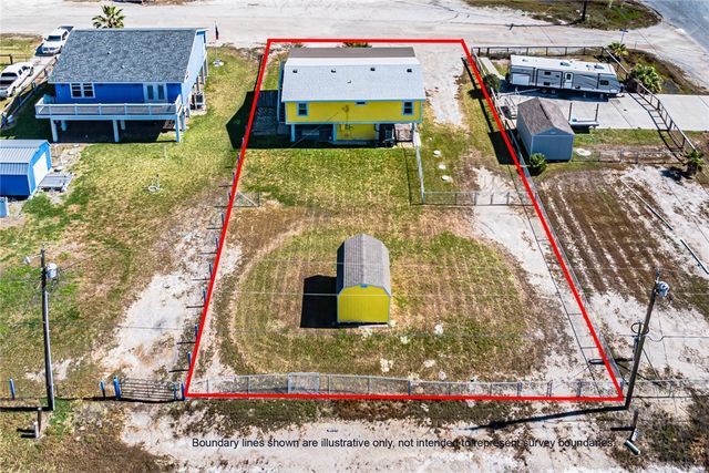2023 S Kossuth St, Rockport, TX 78382