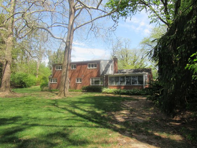517 Locust Hill Drive 517 Locust Hill Drive, Englewood, OH 45322