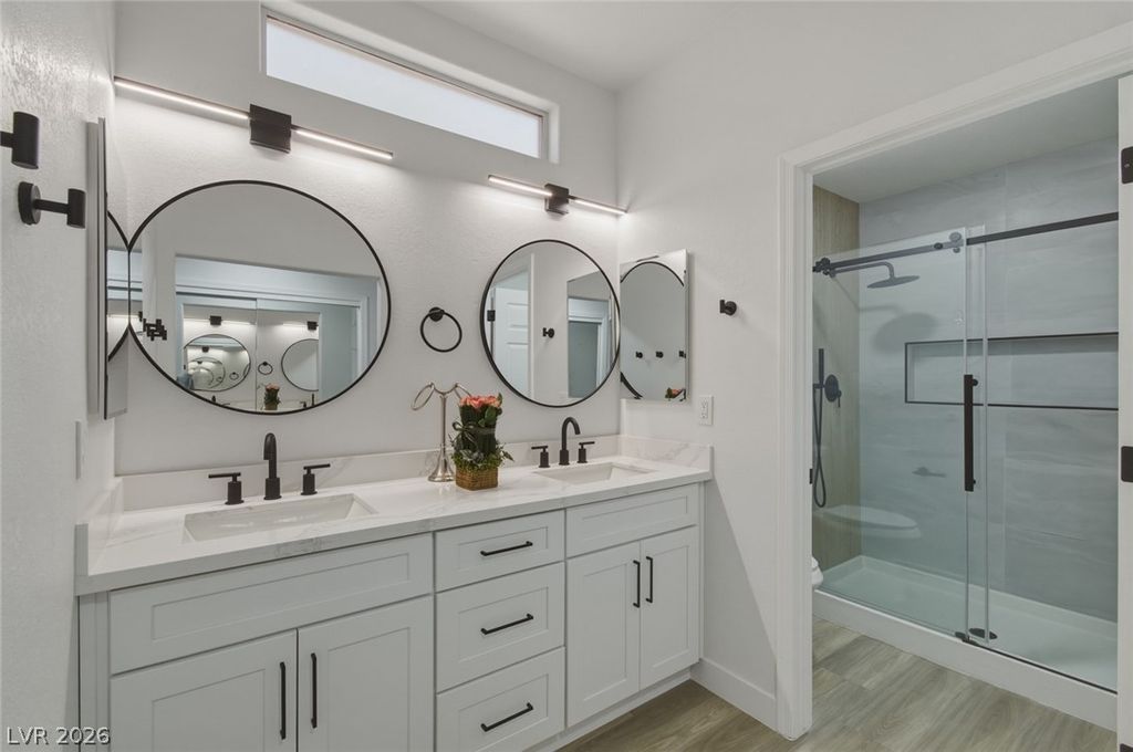 Image 26 of property listing at 8916 Mountain Gate Drive, Las Vegas, NV 89134