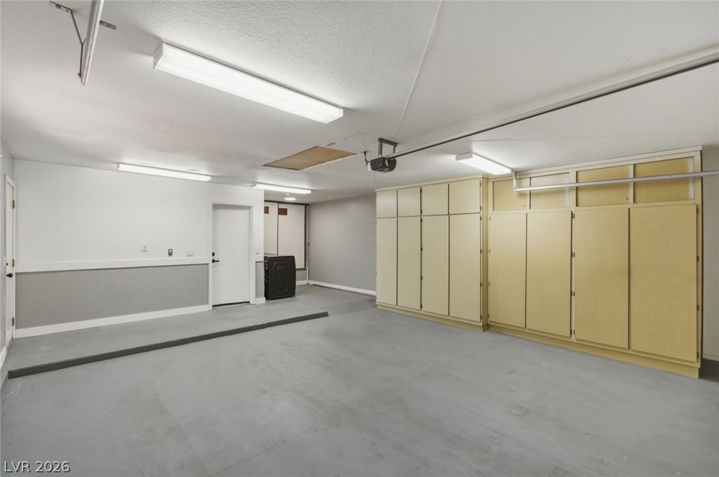 Image 29 of property listing at 8916 Mountain Gate Drive, Las Vegas, NV 89134