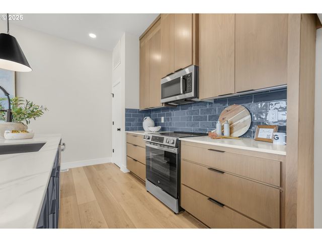 4165 Z St, Washougal, WA 98671