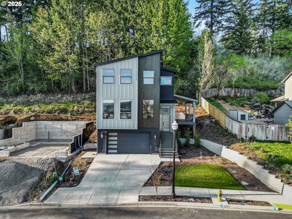 4165 Z St, Washougal, WA 98671