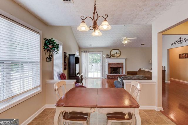 5614 Ashmoore Court, Flowery Branch, GA 30542