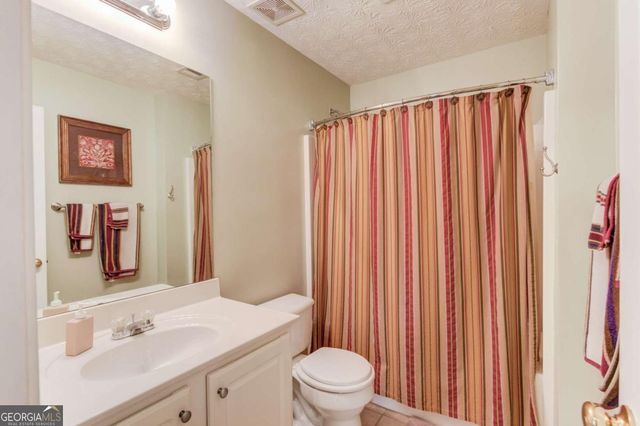 5614 Ashmoore Court, Flowery Branch, GA 30542