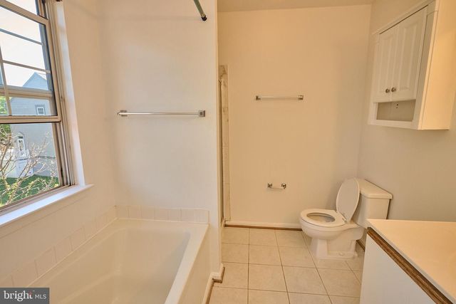 46760 HOBBLEBUSH TER, Sterling, VA 20164