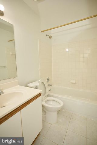 46760 HOBBLEBUSH TER, Sterling, VA 20164
