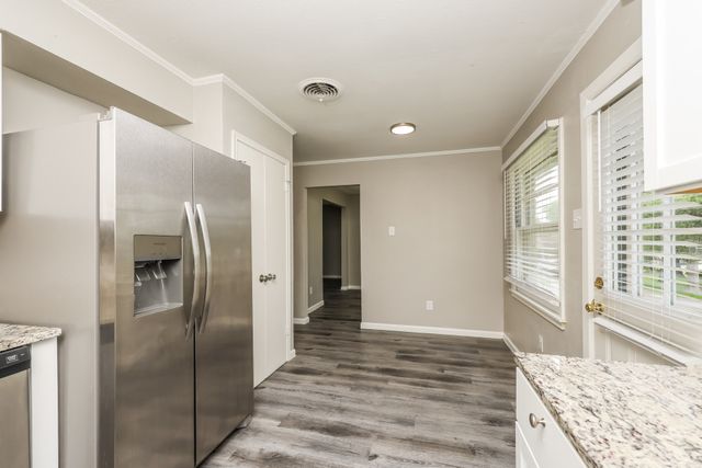 2346 Rexlawn Drive, Dallas, TX 75227