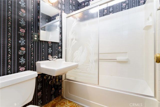 1098 Richards, Perris, CA 92571