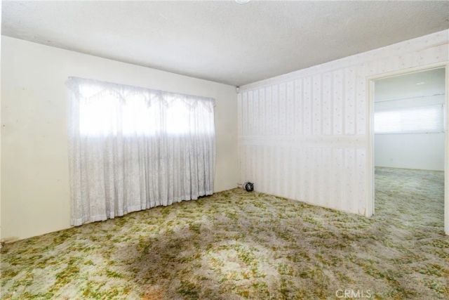 1098 Richards, Perris, CA 92571