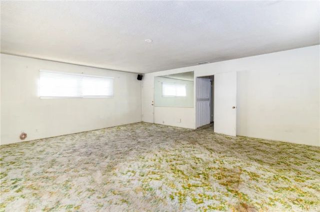 1098 Richards, Perris, CA 92571