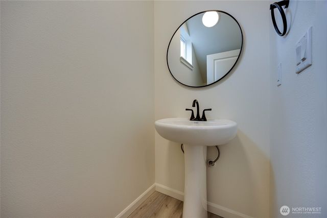 940 RW Fletcher Street, Winlock, WA 98596