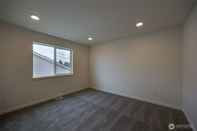 940 RW Fletcher Street, Winlock, WA 98596