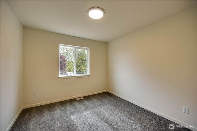 940 RW Fletcher Street, Winlock, WA 98596