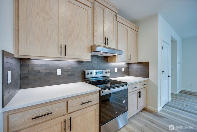 940 RW Fletcher Street, Winlock, WA 98596