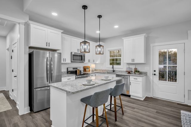 1035 Northside Drive, Dickson, TN 37055