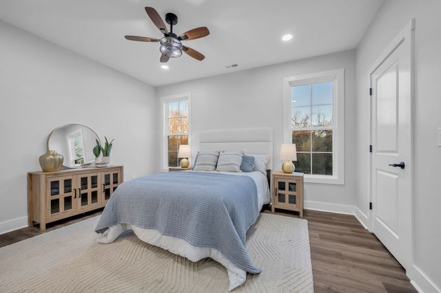 1035 Northside Drive, Dickson, TN 37055