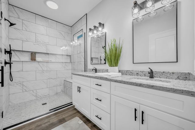 1035 Northside Drive, Dickson, TN 37055