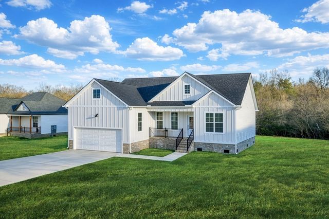 1035 Northside Drive, Dickson, TN 37055