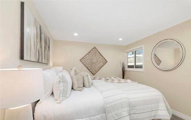 715 N Sunrise Way, Palm Springs, CA 92262