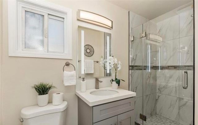 715 N Sunrise Way, Palm Springs, CA 92262