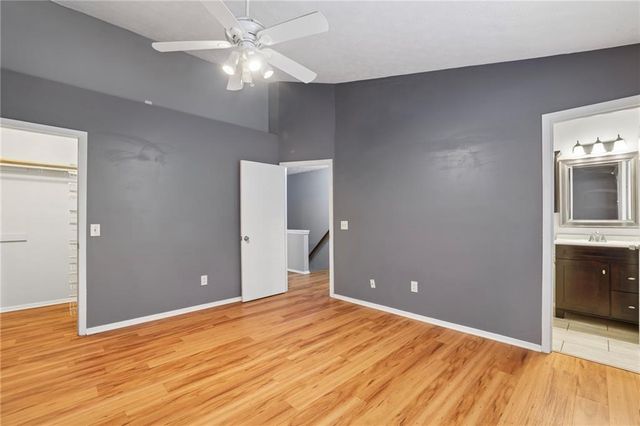 2906 Queen Anne Court, Sandy Springs, GA 30350