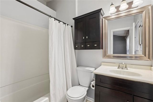 2906 Queen Anne Court, Sandy Springs, GA 30350