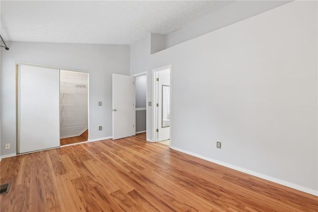 2906 Queen Anne Court, Sandy Springs, GA 30350