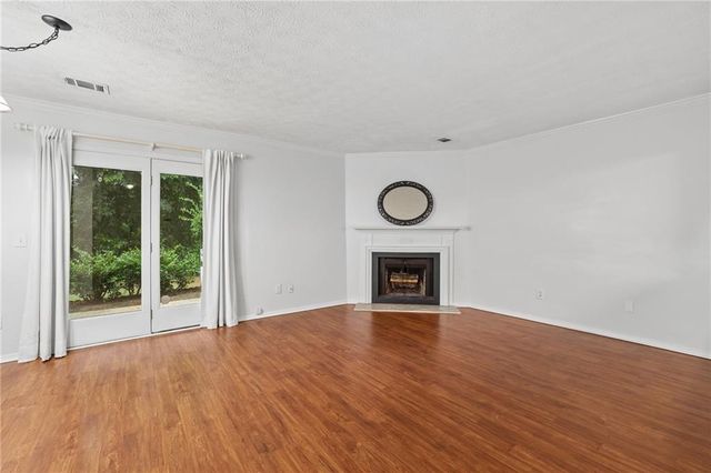 2906 Queen Anne Court, Sandy Springs, GA 30350