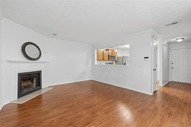 2906 Queen Anne Court, Sandy Springs, GA 30350