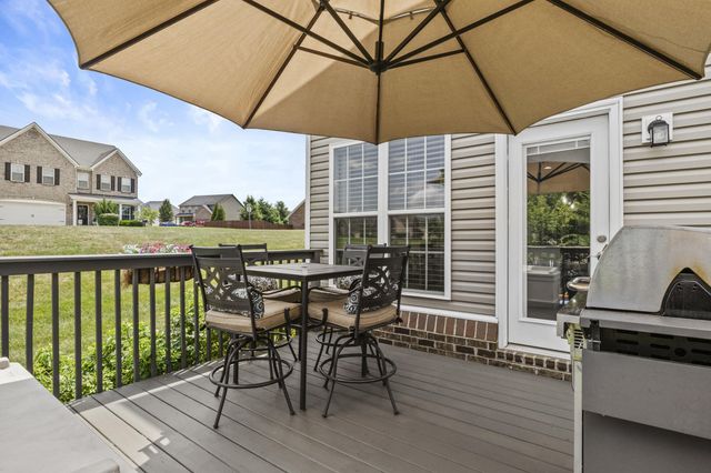 141 Shinnecock Hills Drive, Georgetown, KY 40324