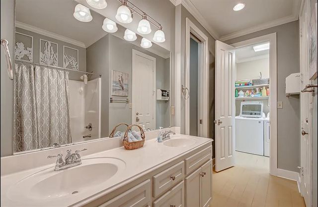 3541 Hannas Reef, Crystal Beach, TX 77650