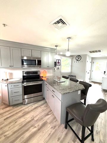 400 Main, Reading, MA 01867