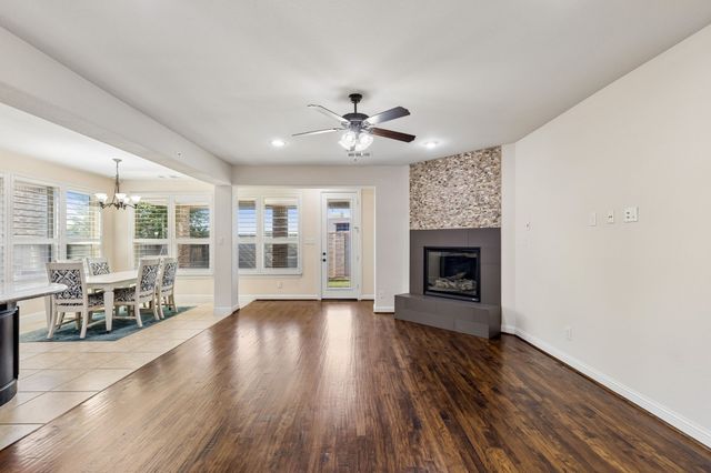 408 Vine Street, Irving, TX 75039