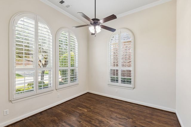 408 Vine Street, Irving, TX 75039