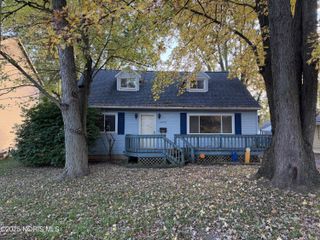 6022 Clover Lane, Toledo, OH 43623