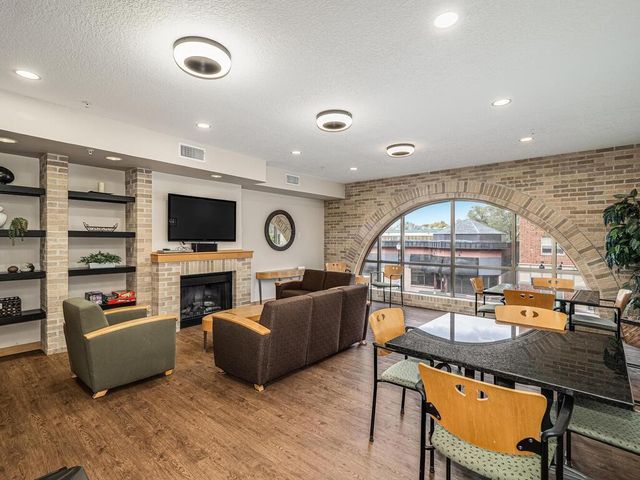 750 Mainstreet 206, Hopkins, MN 55343