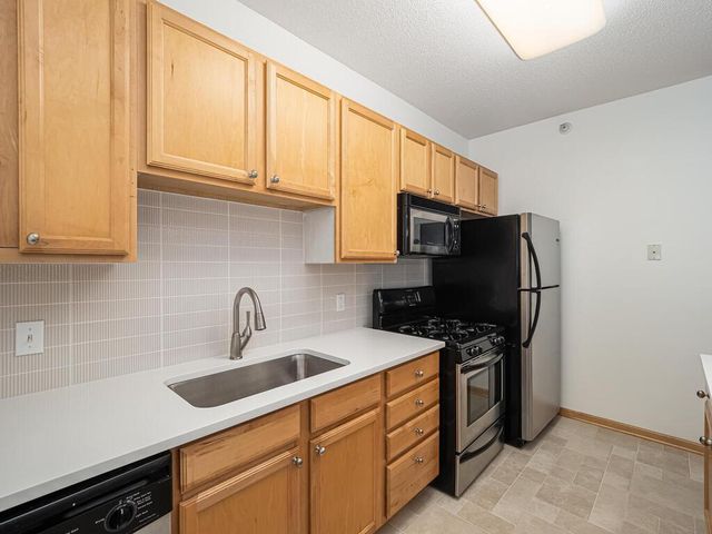 750 Mainstreet 206, Hopkins, MN 55343