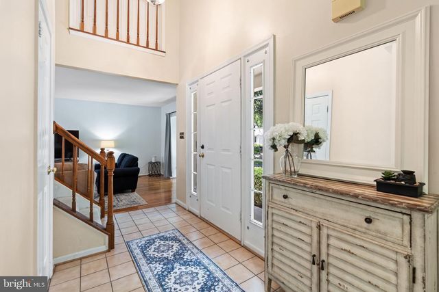 8316 FRONTWELL CIR, Gaithersburg, MD 20886