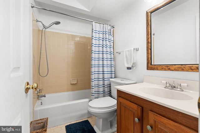 8316 FRONTWELL CIR, Gaithersburg, MD 20886
