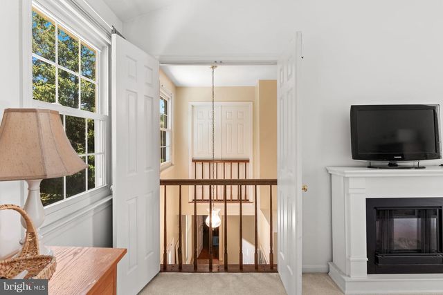 8316 FRONTWELL CIR, Gaithersburg, MD 20886