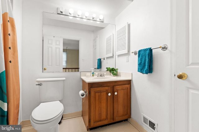 8316 FRONTWELL CIR, Gaithersburg, MD 20886