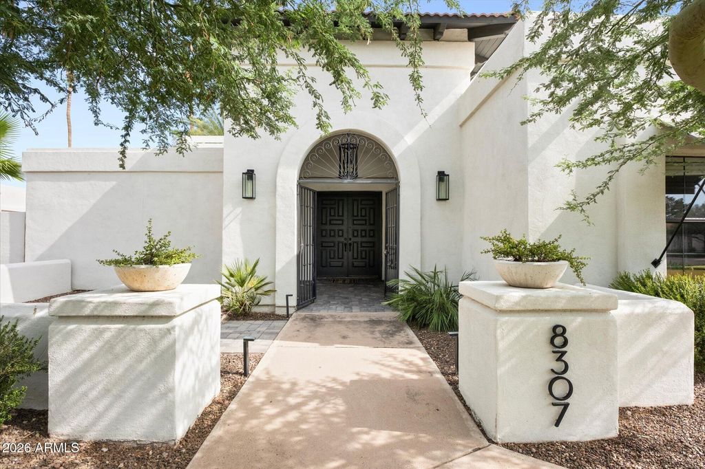 8307 E SAN RAFAEL Drive, Scottsdale, AZ 85258 — photo 2