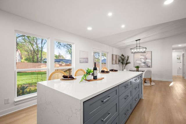 1004 Berrywood DR, Austin, TX 78753