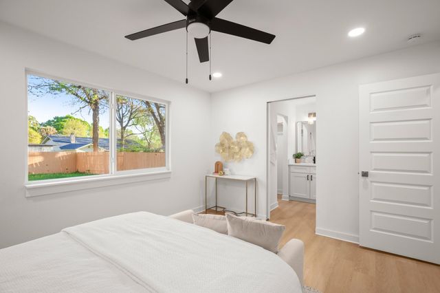 1004 Berrywood DR, Austin, TX 78753