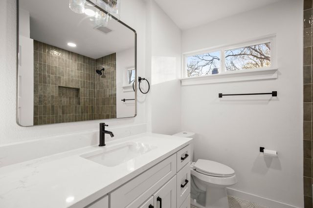 1004 Berrywood DR, Austin, TX 78753