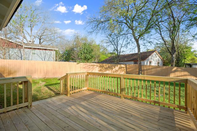 1004 Berrywood DR, Austin, TX 78753