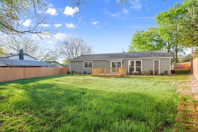 1004 Berrywood DR, Austin, TX 78753